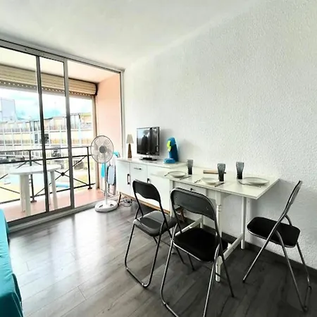 Daire Studio For 6 People Le Grau-du-Roi